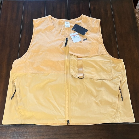 NWT NIKE NSW SPORTSWEAR GILET TECH PACK UNLINED VEST MEN’S SZ XXL-TALL FULL ZIP - Picture 9 of 16